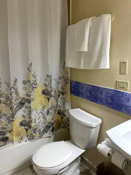 Lush Tropical Apartment Located In A 4-Star Resort Runaway Bay Luaran gambar