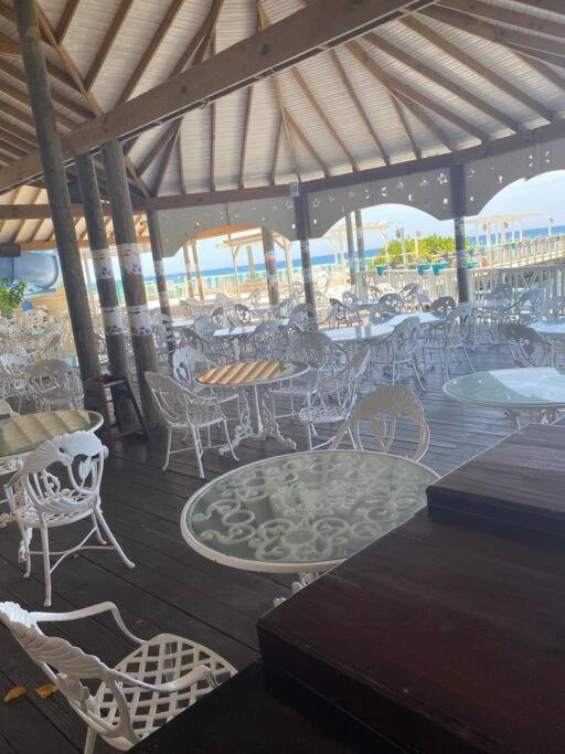Lush Tropical Apartment Located In A 4-Star Resort Runaway Bay Luaran gambar