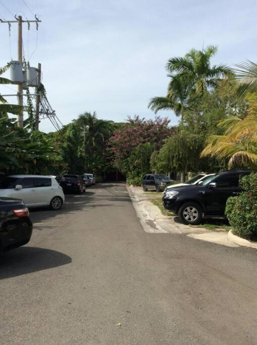 Lush Tropical Apartment Located In A 4-Star Resort Runaway Bay Luaran gambar