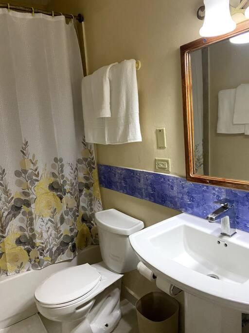 Lush Tropical Apartment Located In A 4-Star Resort Runaway Bay Luaran gambar